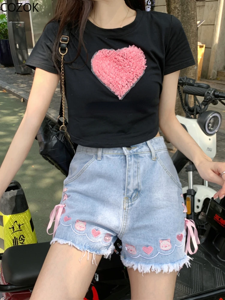 

Summer Kawaii Lolita Style Denim Shorts Women Sweet Cute Cartoon Piggy Embroidery Bow Bandage Short Pants Girls Casual Y2k Jeans