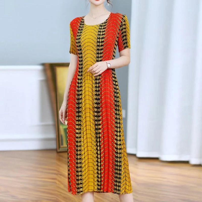 

2024 Summer New Folded Mid length Dress for Young Mom, Fashionable and Stylish, Slim Dress LOOSE FIT