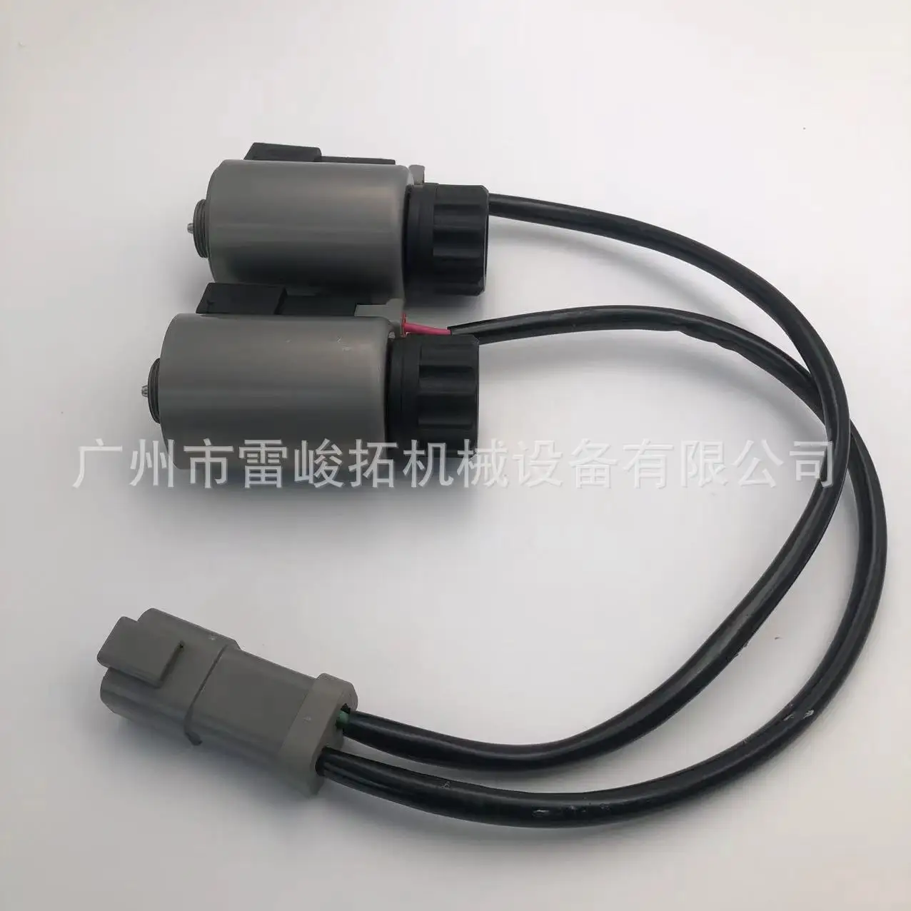 Excavator Loader Engineering Machinery Accessories UC1026011625 Solenoid Valve Wheel Loader