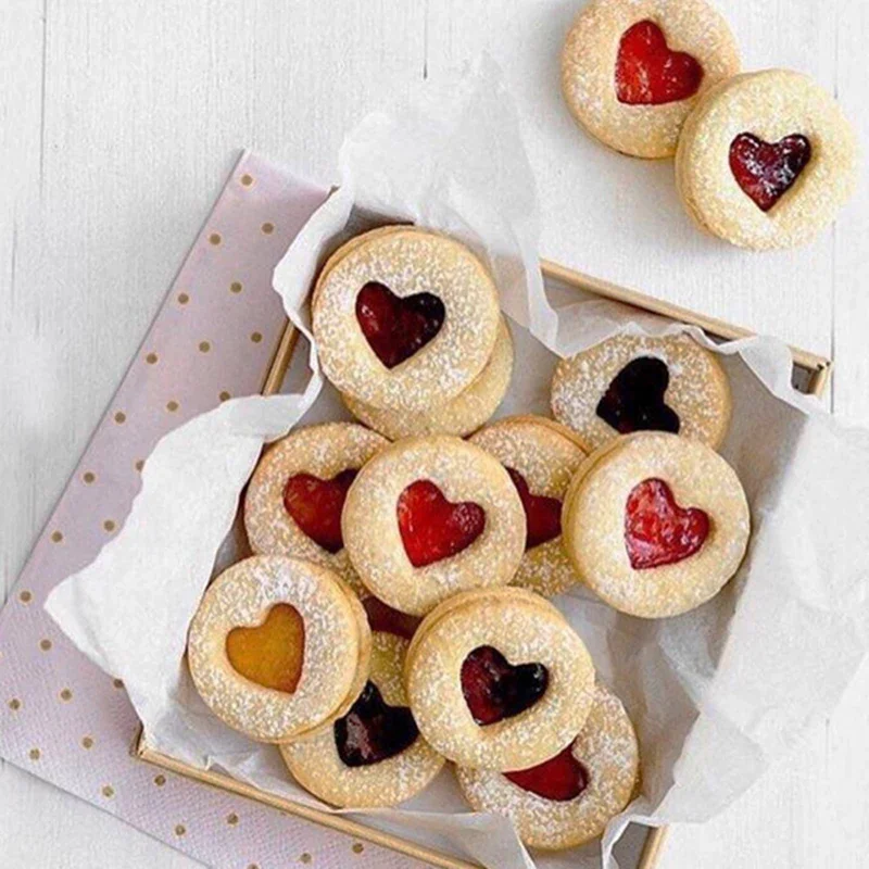 Runde Ausstechformen mit Hohlherz-Design für Valentinstag, Herzförmige Sandwich-Keksformen, Backformen für Fondant-Stempelarbeiten – Detail 4