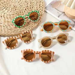 New Arrival 2-10 Years Kids Cute Round Sunglasses Boys Girls Baby Lattice Outdoor Children Fashion Cat Eye White Pink Shades