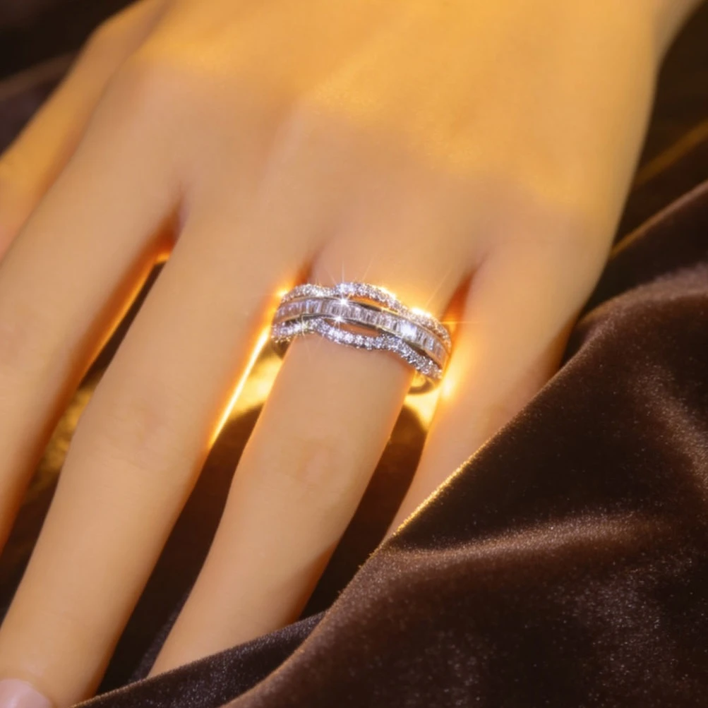1 Pc Elegant Synthetic Zirconia Ring, Twisted Corrugated Three-layer Ring, Suitable for Women's Daily Wear, Office, Dating and Birthday Gifts