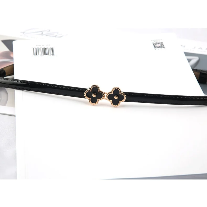 2024 New Four Leaf Clover Pearl Belt Hot Sale Leather Luxury Design Waist Belt Retro Adjustable Casual Accessories Suit Trousers