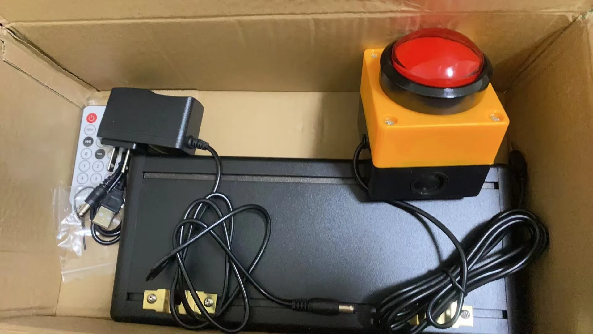 

Digital LED Multifunctional Stopwatch Timer for Fitness Bodybuilding