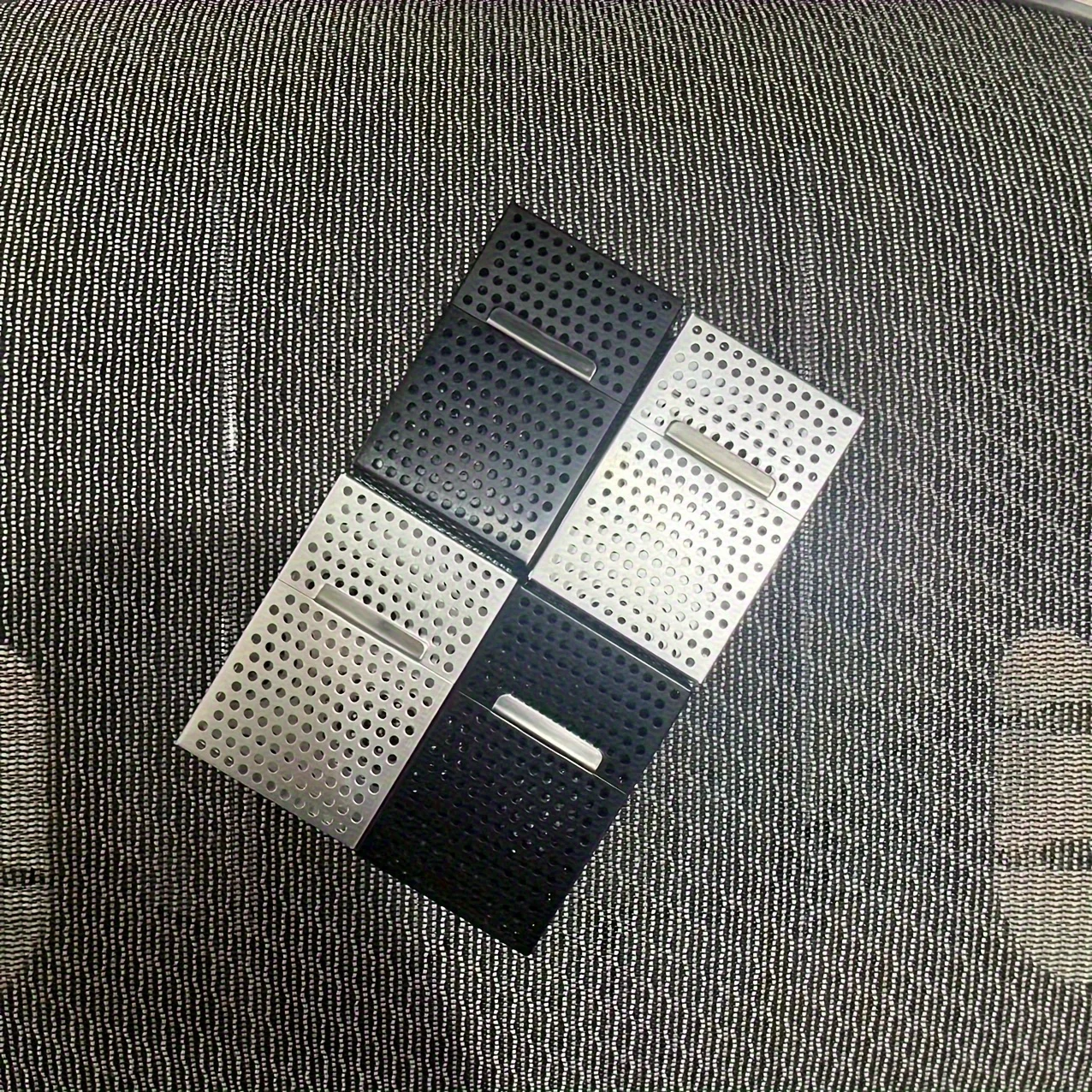 20 pieces of Raffles cigarette case hollowed out cigarette case ultra-thin aluminum alloy cigarette case
