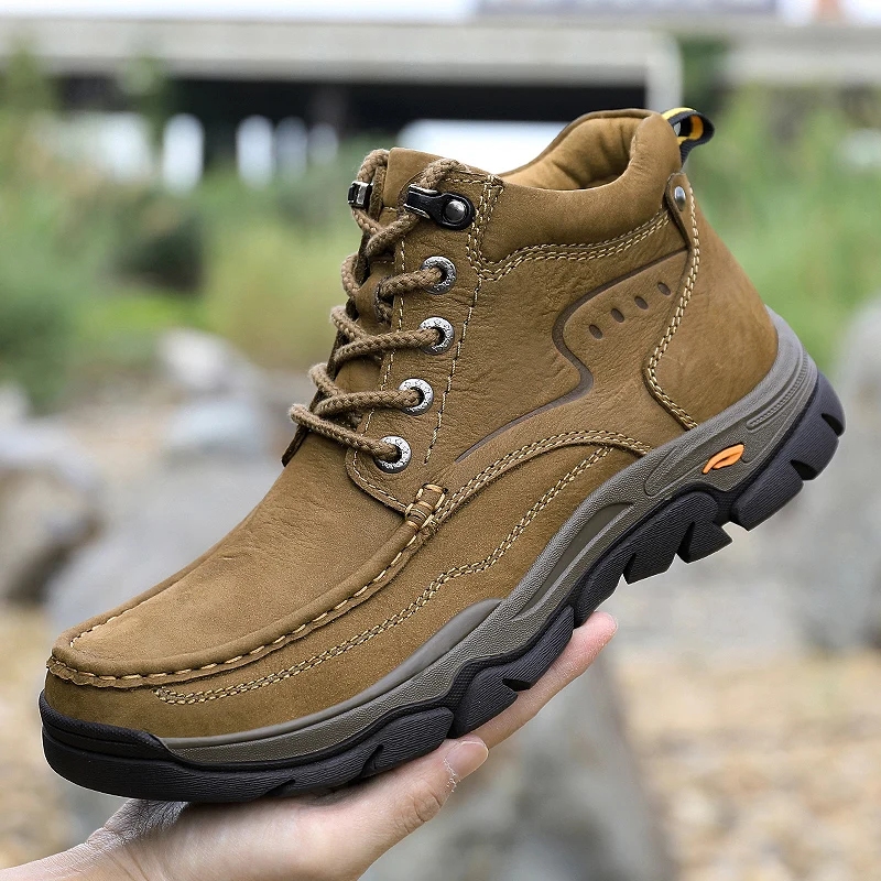 Luxuriöse Motorradstiefel für Herren: Unifarbenes Echtleder, warmes Fellfutter, lässige Winterstiefel für draußen._voghion.com