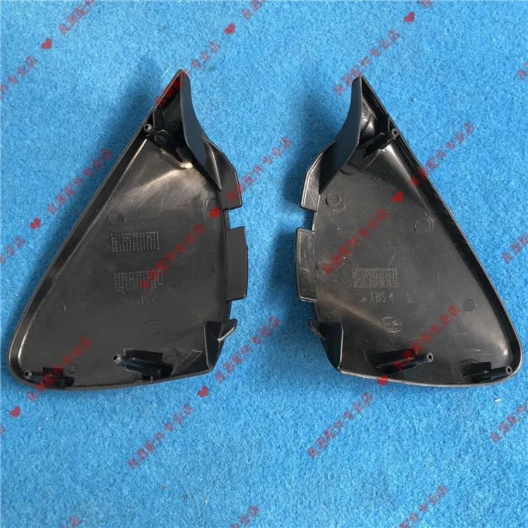 1pc For Maxus V80 Rearview Mirror Triangular Plate Reflector Cover