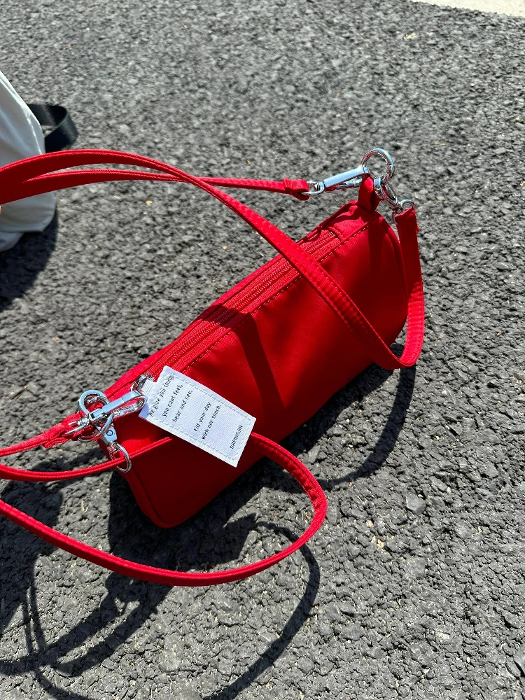 

2025 Summer New Nylon Single oulder Commuter Bag Women's Crossbody Bag Simple Versatile Underarm Bag Trendy Design Handbag