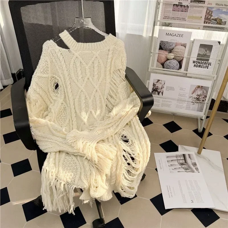 

Lazy Style Ripped Sweater For Women In Spring Tassel Design Twist Retro Loose Long-sleeved Top