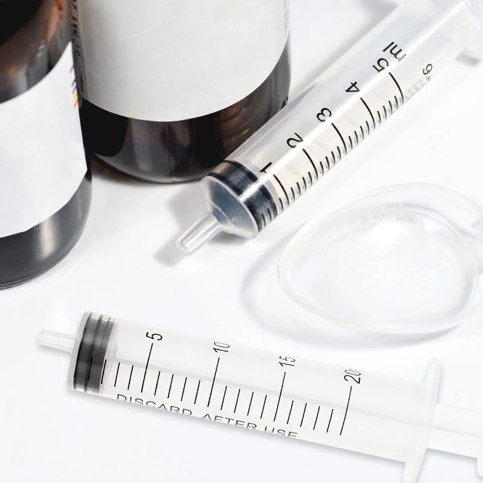 

30 шт. безыгольных пластиковых шприцев для перорального введения жидкостей животным, для измерения дозировок, лабораторных исследований и контроля дозирования при кормлении младенцев