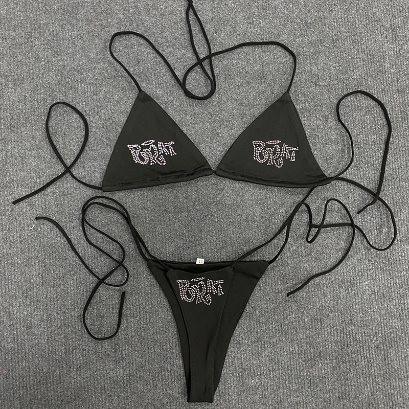 

Американский пляж, ретро, цвет, контрастный ремень, специя, темперамент, стразы, буквенный узор, разделенный из двух частей, морской праздничный купальник