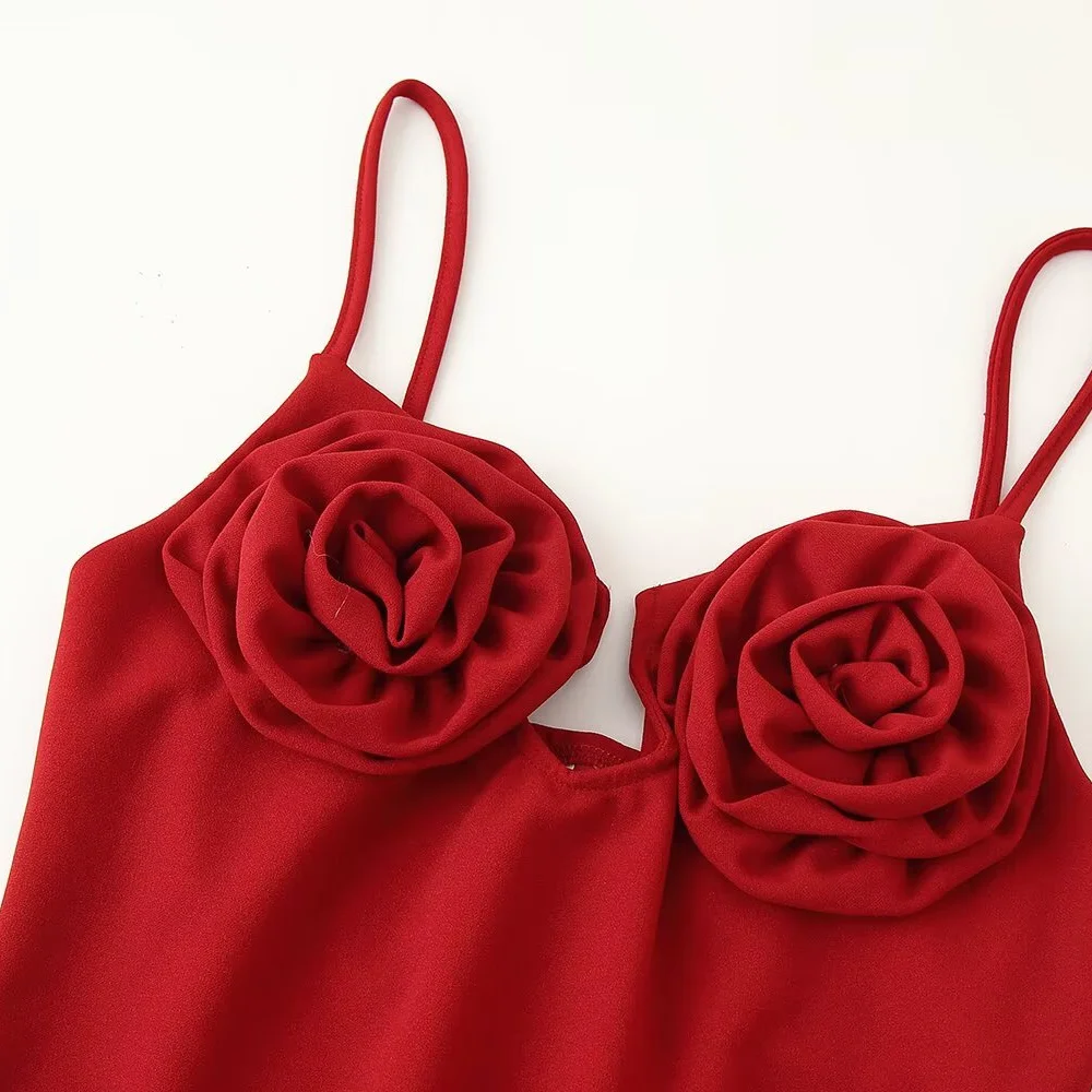 สินค้าใหม่ประจำฤดูร้อน ชุดเดรสผู้หญิงทรงเข้ารูป เซ็กซี่ โชว์หลัง สายเดี่ยว ตกแต่งดอกไม้สามมิติ