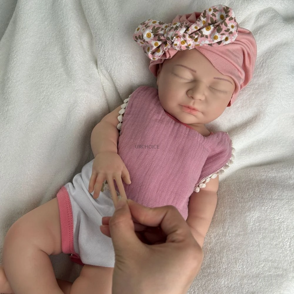 수동으로 제작된 박진감 있는 22인치 풀 실리콘 재생 여아는 부드러운 신생아 인형을 씻을 수 있으며, 치료용 스트레스 저항 어린이 장난감에 사용된다