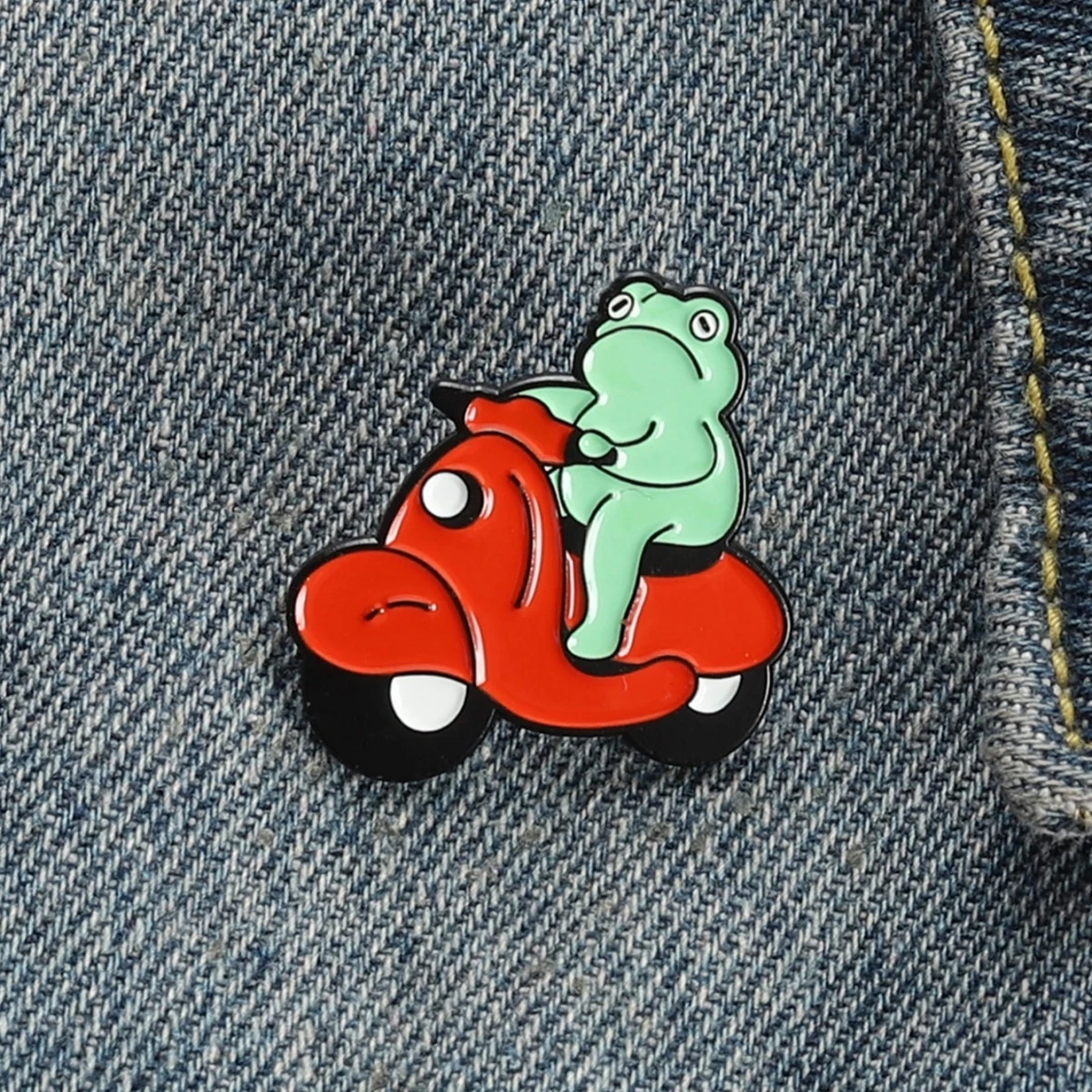 Cartoon Cute Animal Frog Enamel Pins Rubik's Cube Hat Riding a motorcycle Strawberry Flower Middle Finger Frog Fun Alloy Brooch