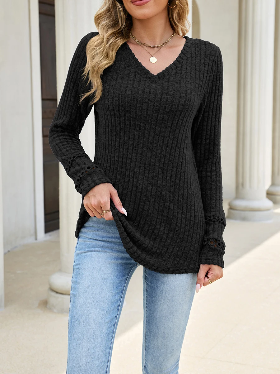 Solid Color Women's Fleece Top for V Neck Loose for Fit Long Sleeve with Subtle Lace Trim for Summer Holiday and Outdoor