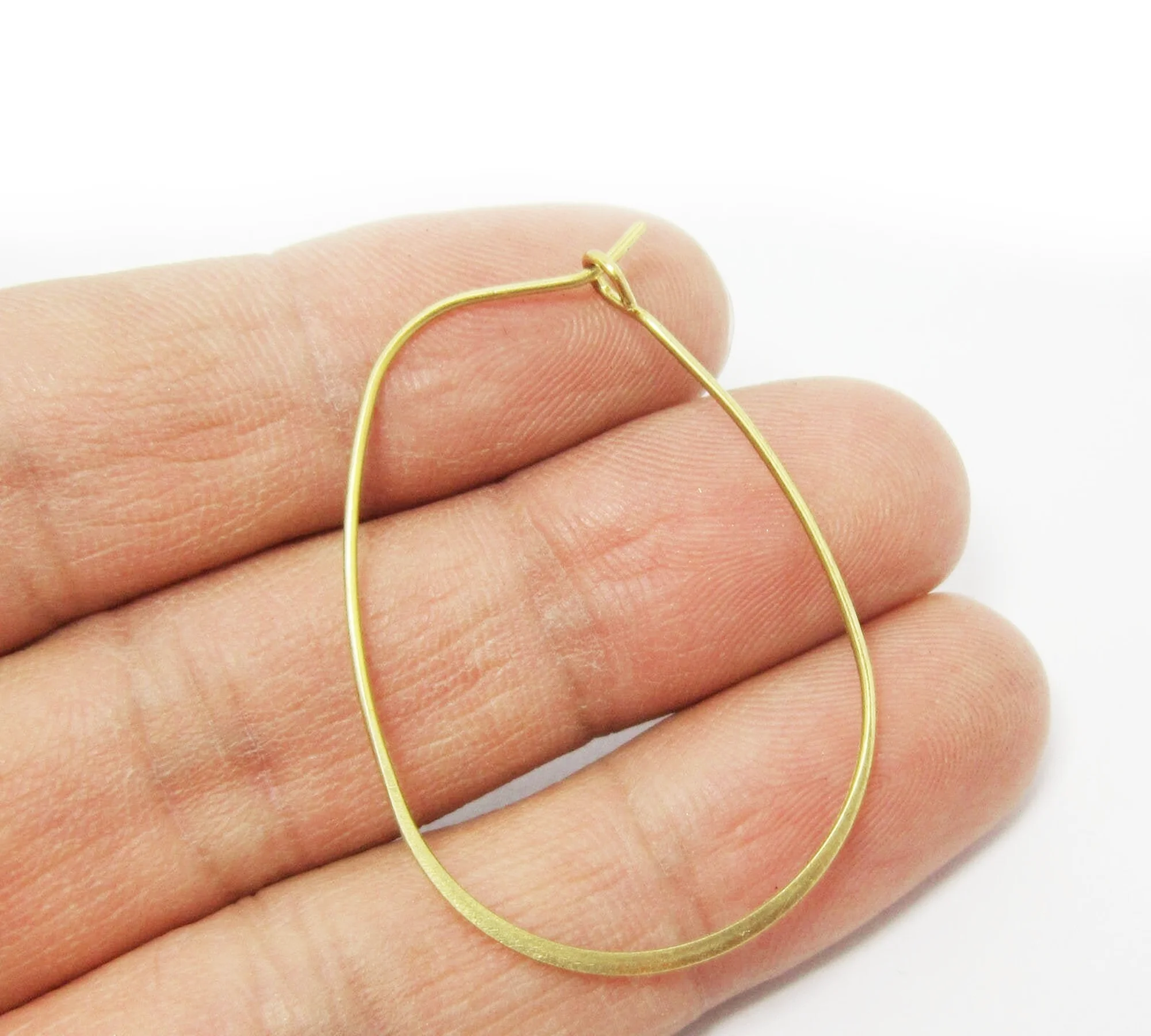 

20pcs Oval Earring Hoops, Hammered Ear Wires, Wine Glass Hoops, Raw Brass Findings, 36.3x26mm, Jewelry Making -R216