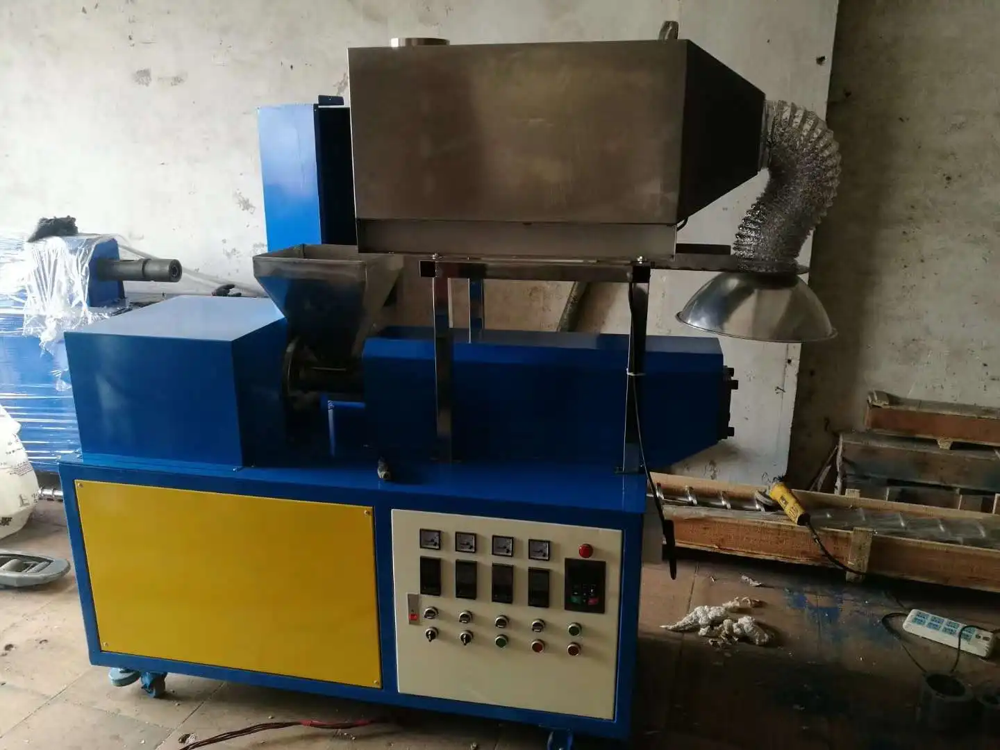 Rubber/pvc/tpe/pp Plastic Item Products Extrusion Machine Processing Line Manufacturer Extruder Equipment for Production Making