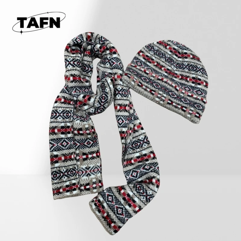 

Шапка-шарф. Красивая универсальная мода. Простая и удобная мягкая кашемировая смесь, роскошно удобно на осень и зиму.AI0367.