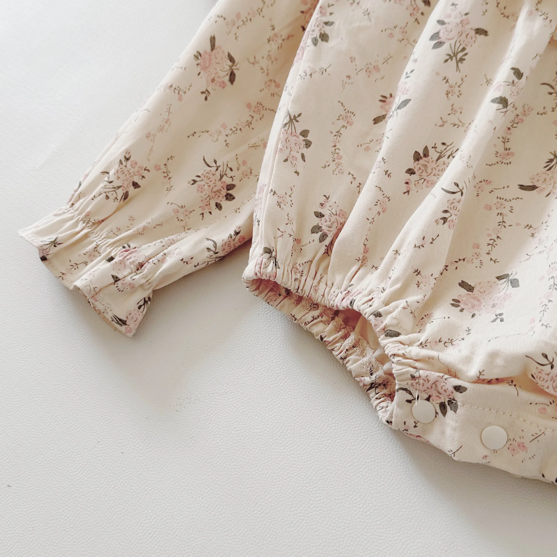 Pelele de flores para niñas, ropa de bebé, encaje Floral, manga larga, Princesa, informal, a la moda, primavera y otoño, 2024