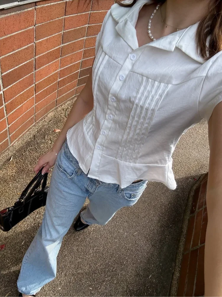 

Women White Fitted Waist Short Sleeve Shirt Elegant Lapel Pleated Detail Button Down Blouse 2026 Daily Office Streetwear Top