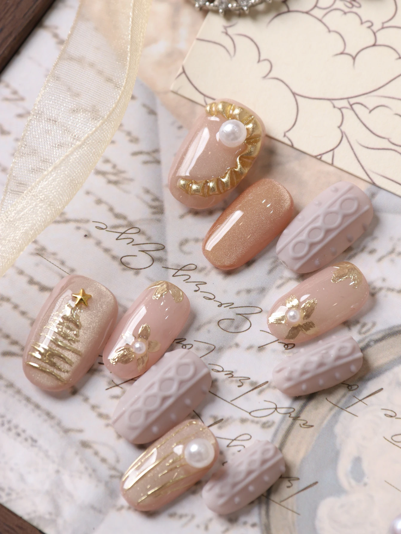 10Pcs Press on Nails Short Purple Pink Cat Eyes Acrylic Press on Fake Nails Includes 1 Sheet of Adhesive Tabs & 1 Pc Mini File