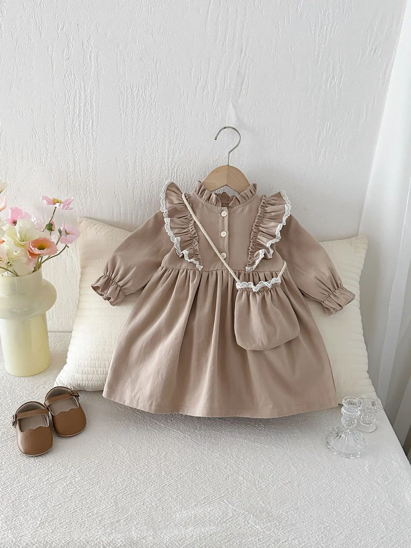 2026 Spring New Baby Girl Long Sleeve Dress Solid Girls Vintage Lace Collar Dress Cotton Infant Princess Dress Toddler Clothes