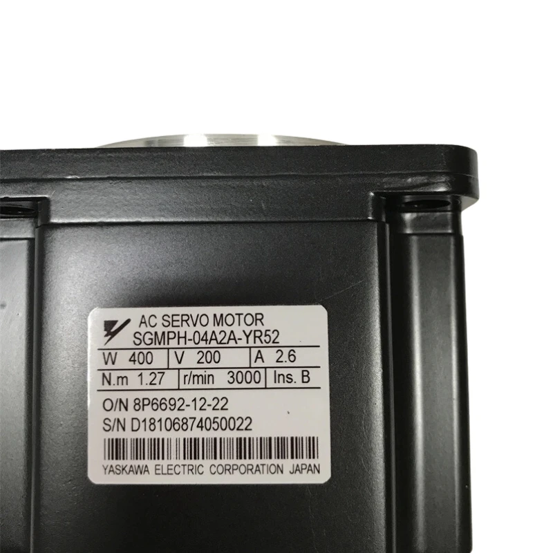 New Yaskawa SGMPH-04A2A-YR52 Servo Motor In Stock Fast Shipping