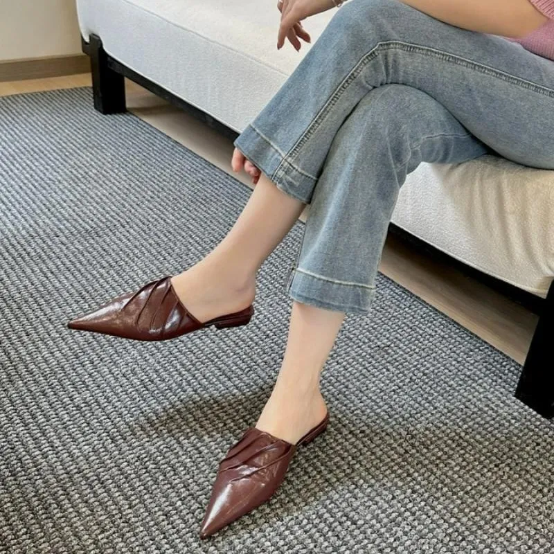 Pointed Toe Low Shoes For Girls Ladies\' Slippers Slipers Women Cute Flat Cover Summer 2025 Slides PU Pleated Hoof Heels Fabric R