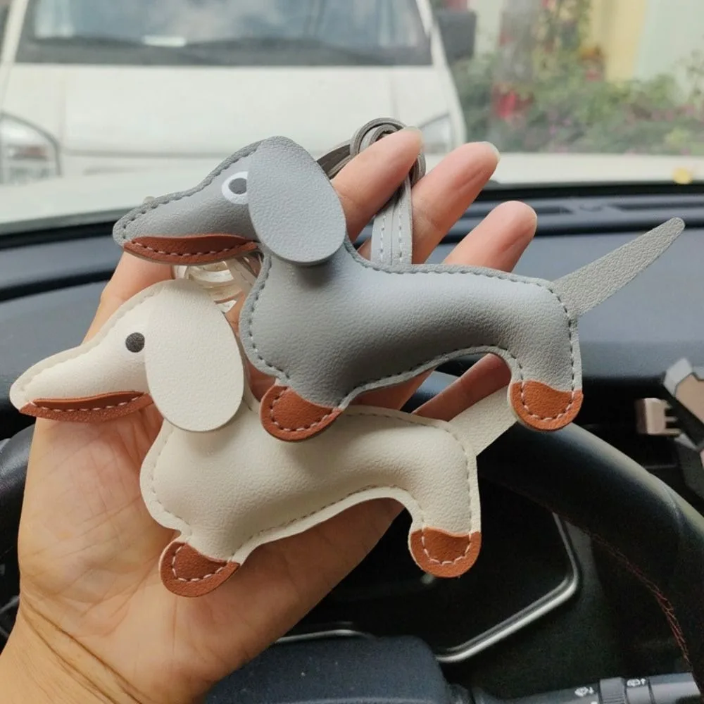 Cute PU Leather Dachshund Keychain Cute Puppy Animal PU Leather Hanger Dog Car Keyring Bag Pendant Men