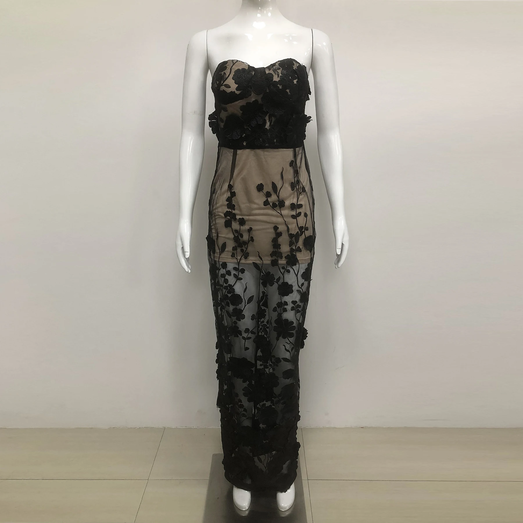 Sheer Floral Lace Tube Long Dress – Sexy Strapless Black See-Through Mesh Gown for Evening & Party