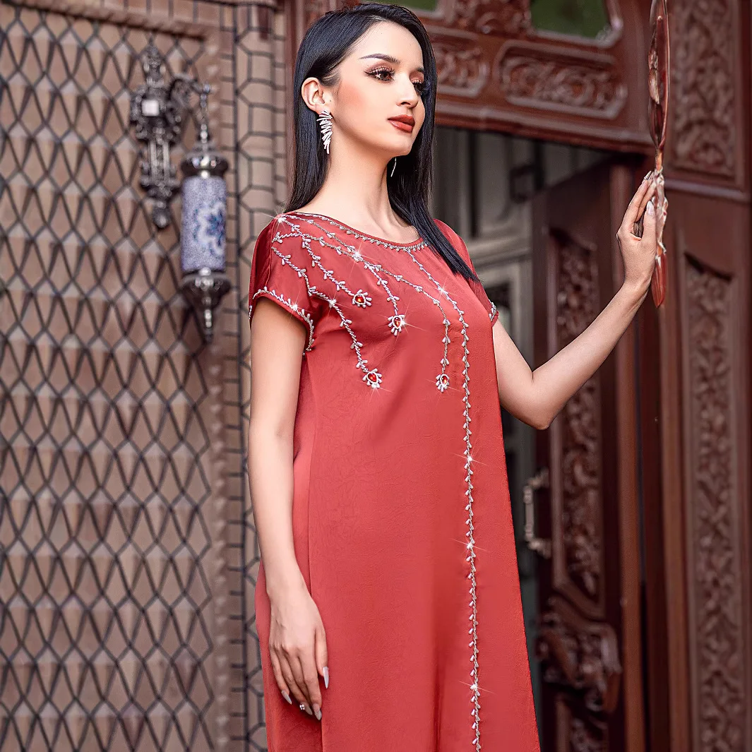 

Женские повседневные модные кирпично-красные бриллианты с круглым вырезом и короткими рукавами, свободные прямые платья, женская одежда Абая, 2025 г., Ближний Восток