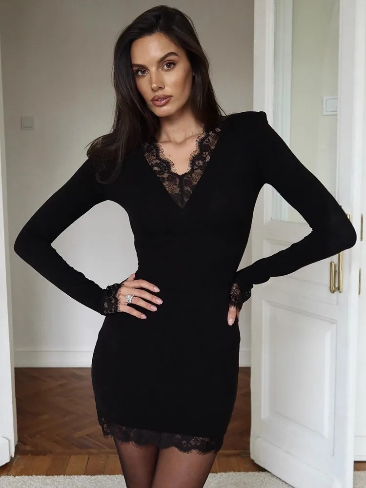 

Party Dresses 2025 Woman Lace V-neck Dress Fashionable Sexy Vestidos Simple Style Elegant Package Hip Long Sleeves Temperament