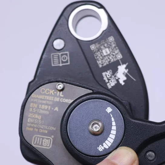 CCK-TL Descender 46mm 250KG Rappelling Gear Gear Belay Device Rope Access Rescue Equipment