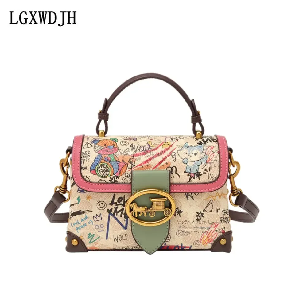 

Hong Kong graffiti bear lady handbag 2024 new versatile and fashionable crossbody bag Printed contrasting color shoulder bag