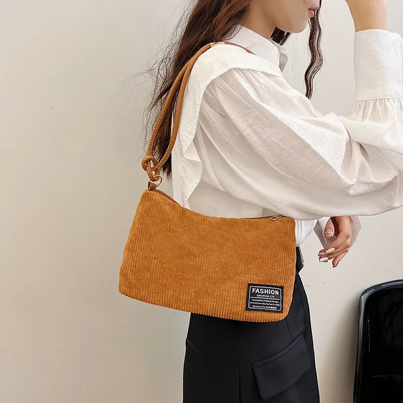 

Сумки на плечо Маленькие сумки Вельветовая повседневная сумка Женская сумка Модная портативная сумка на плечо для пригородных поездок под мышками