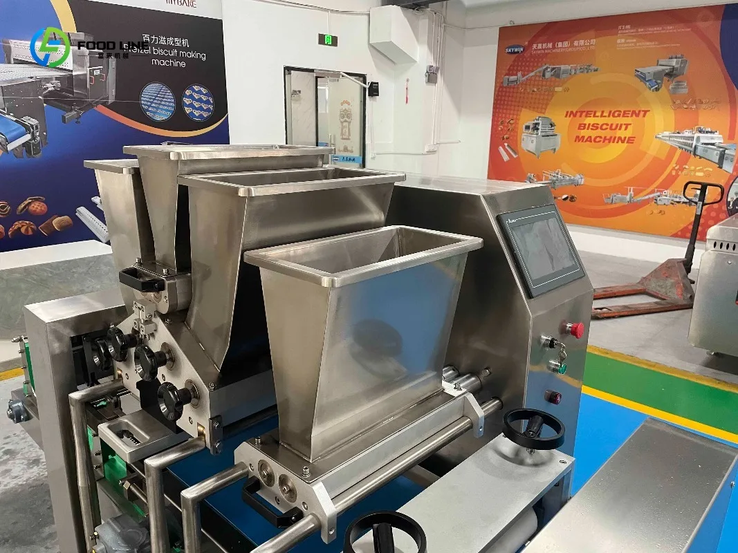 صانع كوكي صينية مخصصة 50-100 كجم آلة قطع البثق ثنائية الغرض عالية الكفاءة