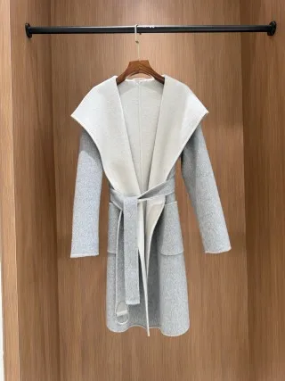 

Женская одежда 2025 года. Высококачественный плащ средней длины с поясом. Новинка зимы 1206.