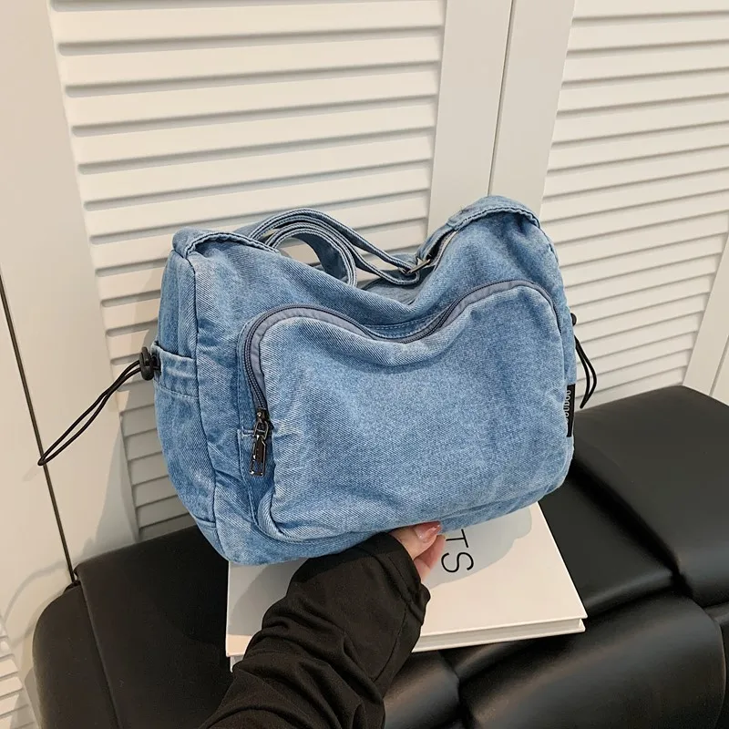 

Модная джинсовая женская сумка через плечо большой вместимости, хит продаж 2025, универсальная сумка на плечо, однотонная женская сумка для путешествий