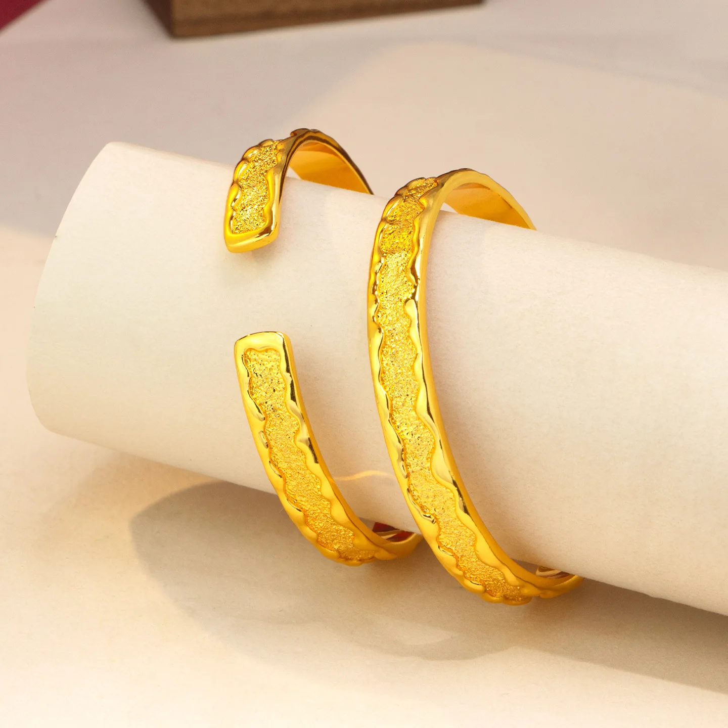 9999 gold ancient-style engraved double goldfish lava bracelet - high-end open-ended ring for children, wholesale available