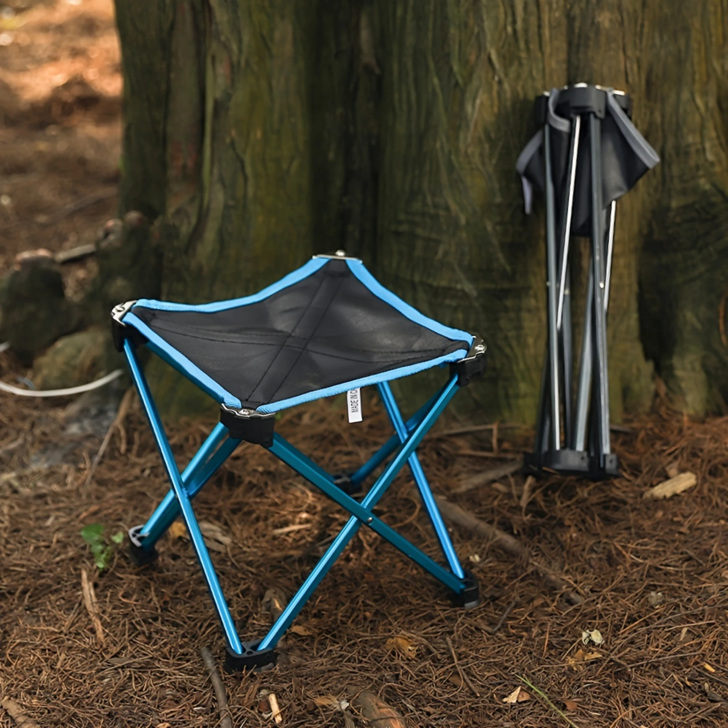 

1pc Portable Folding Stool, Large Aluminum Alloy Outdoor Lightweight Chair, Multi-functional 4-legged Corner Stool, For Fishing,