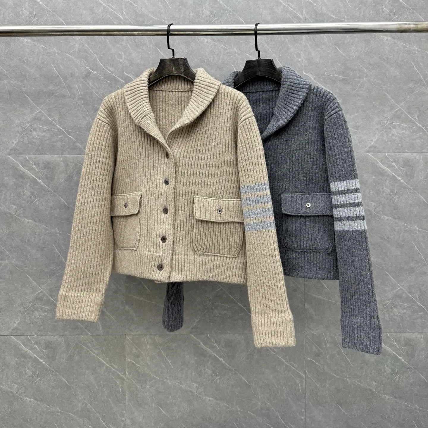 

Мужское шерстяное пальто GD осенне-зимнее, утепленное, с воротником, с четырьмя полосками, модное, повседневное, универсальное, с длинными рукавами