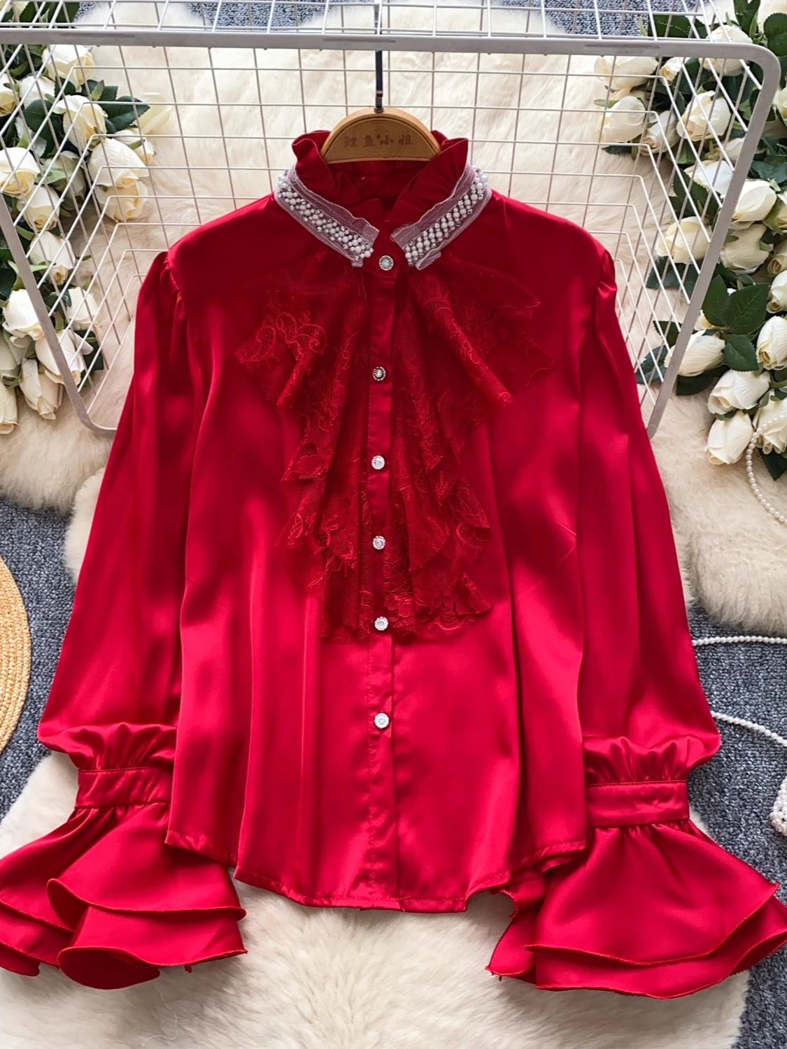 

Новинка 2026, осенняя женская однобортная рубашка с тяжелыми бриллиантами и кружевными оборками в стиле пэчворк, рубашка с воротником-стойкой и расклешенными рукавами, топы