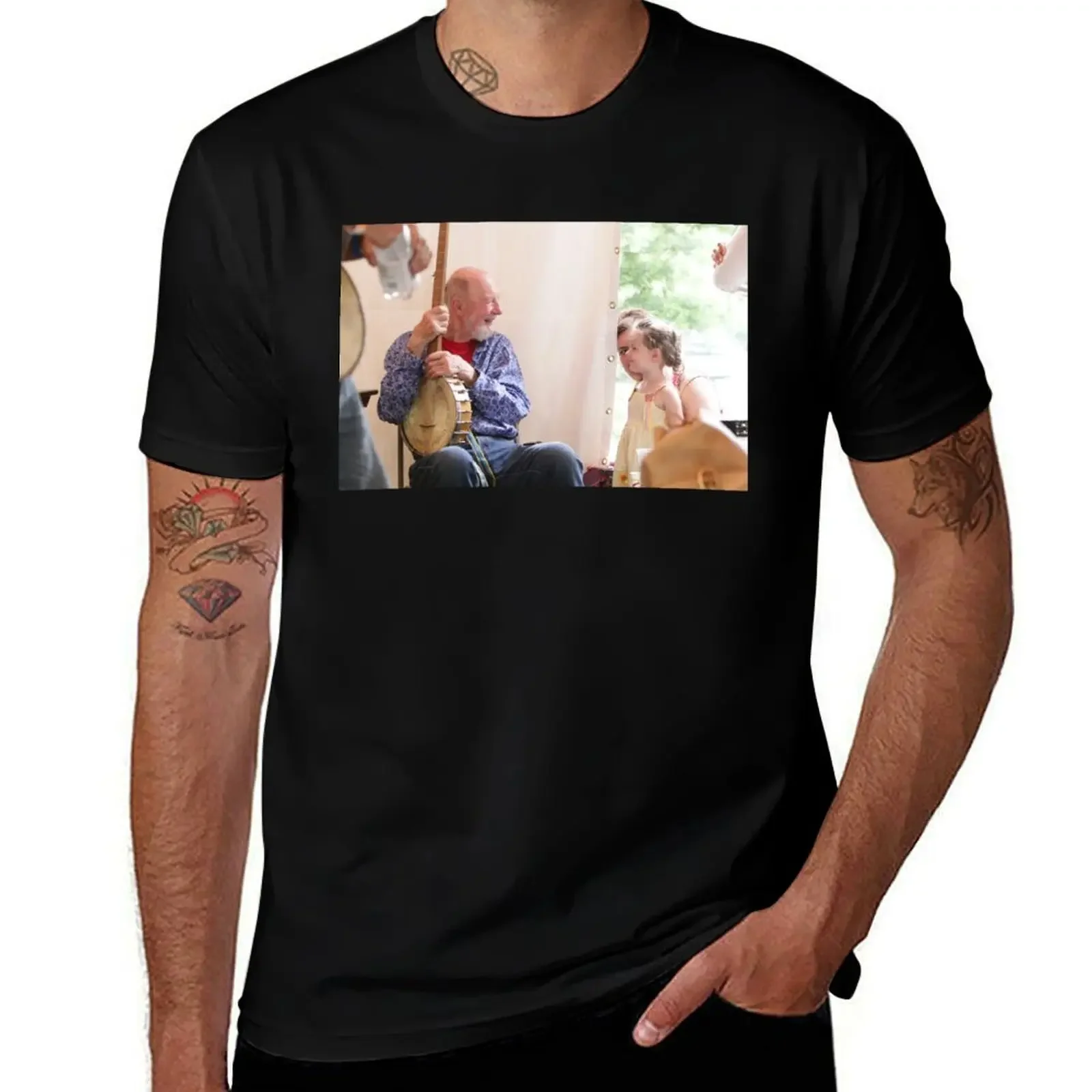 

Pete Seeger - Photograph T-Shirt anime figures Blouse boys whites blanks mens t shirt graphic