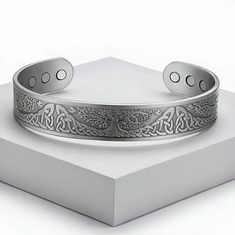 A fashionable couple's open mouth bracelet, simple magnetic high-end jewelry, personalized accessories