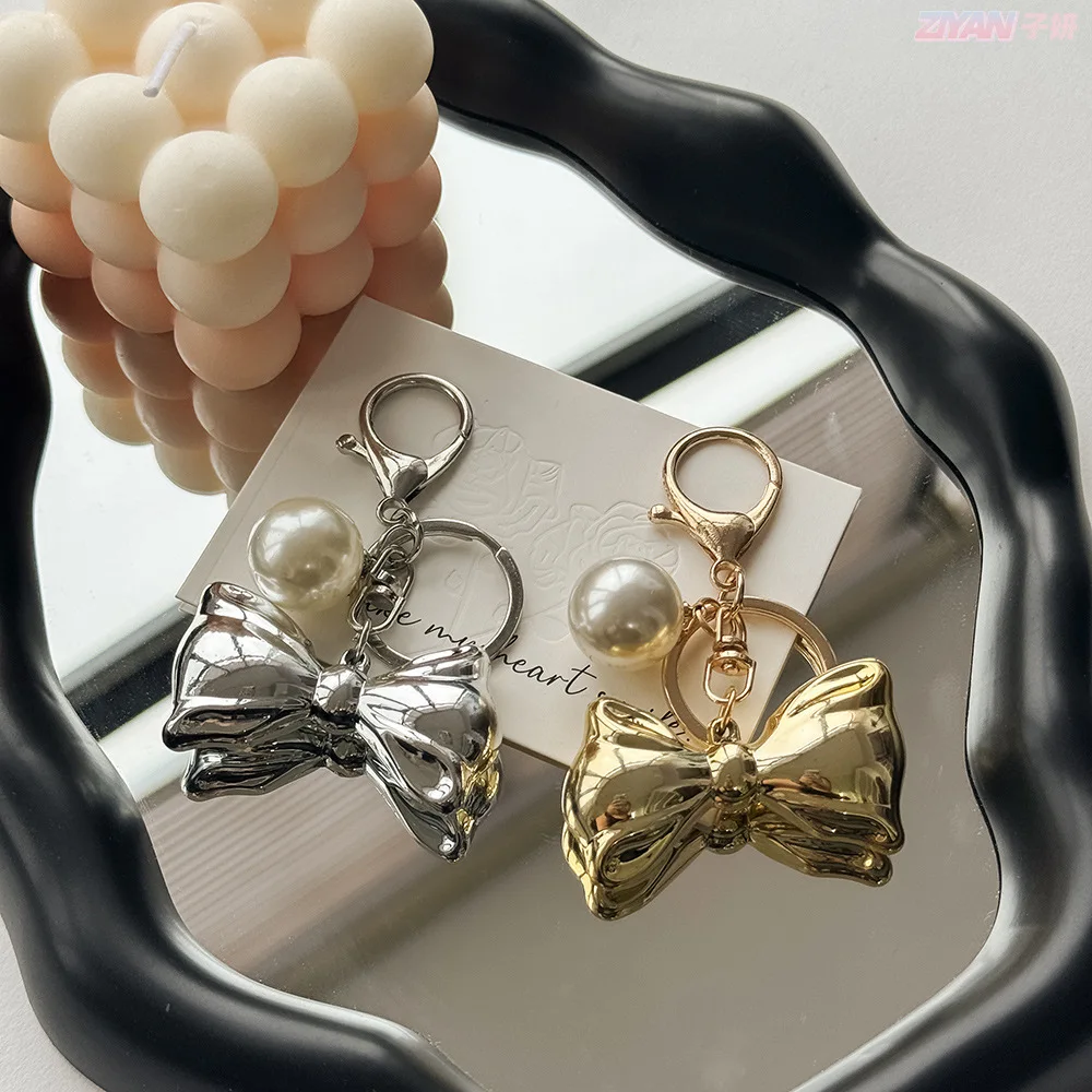 Niche Design Pearl Big Bow Car Keychain Pendant Headphone Cover Bag Accessories Hanging Accessories Chians