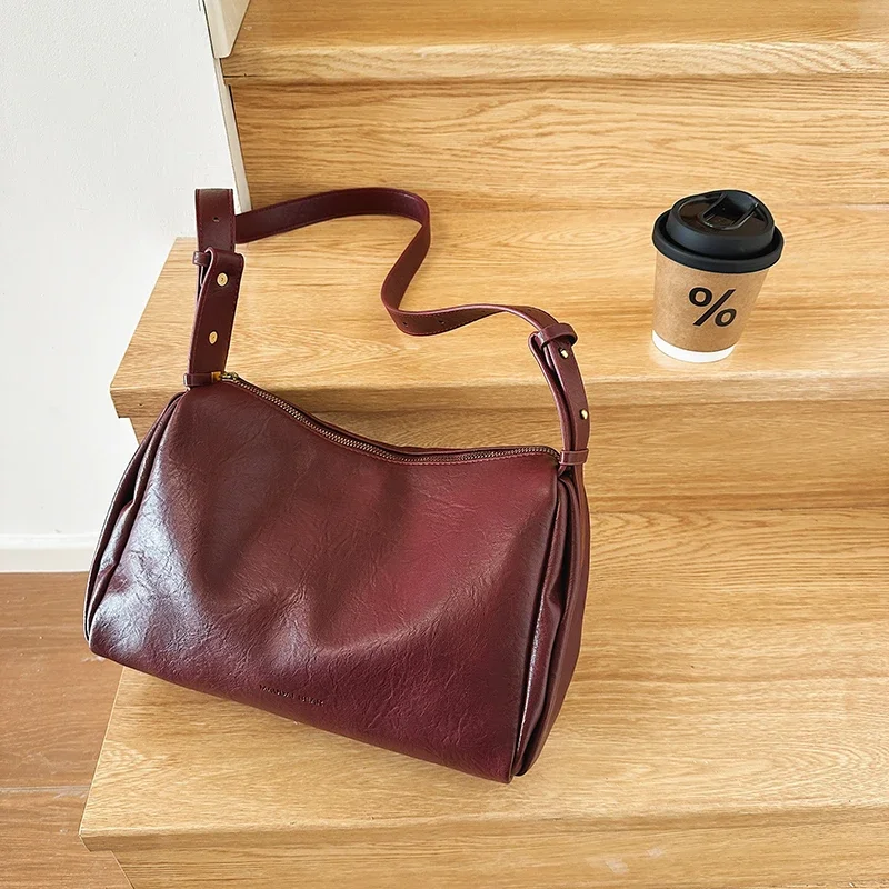 

Casual Solid Interior Compartment Crossbody Bags Soft Sewing Thread 2025 High Quality Bags for Women Zipper Pu Women's Handbags