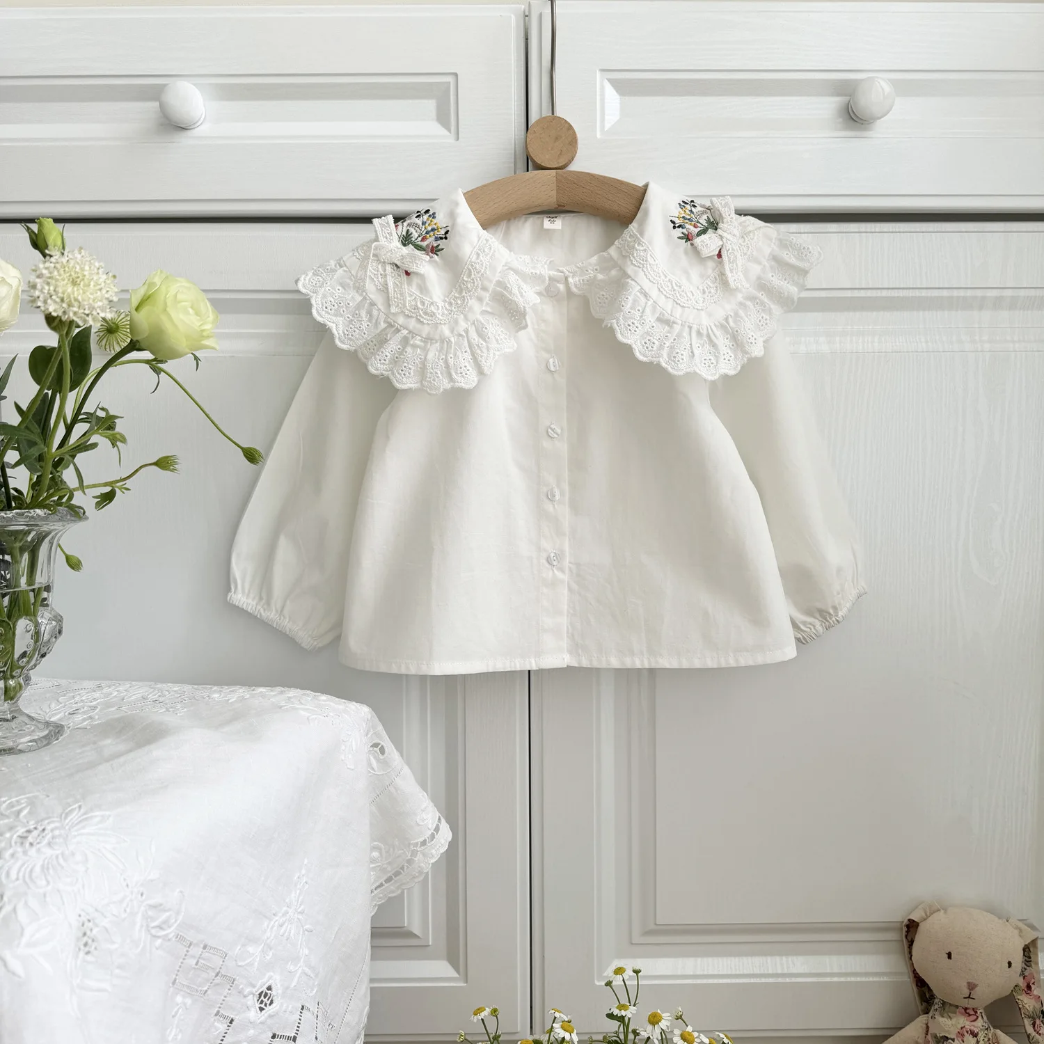 

Girls' Clothing 2-10Y Children's Spring Autumn White Shirt Cardigan Baby Princess Long-sleeve Flower Emboridery Lace Bow Shirt