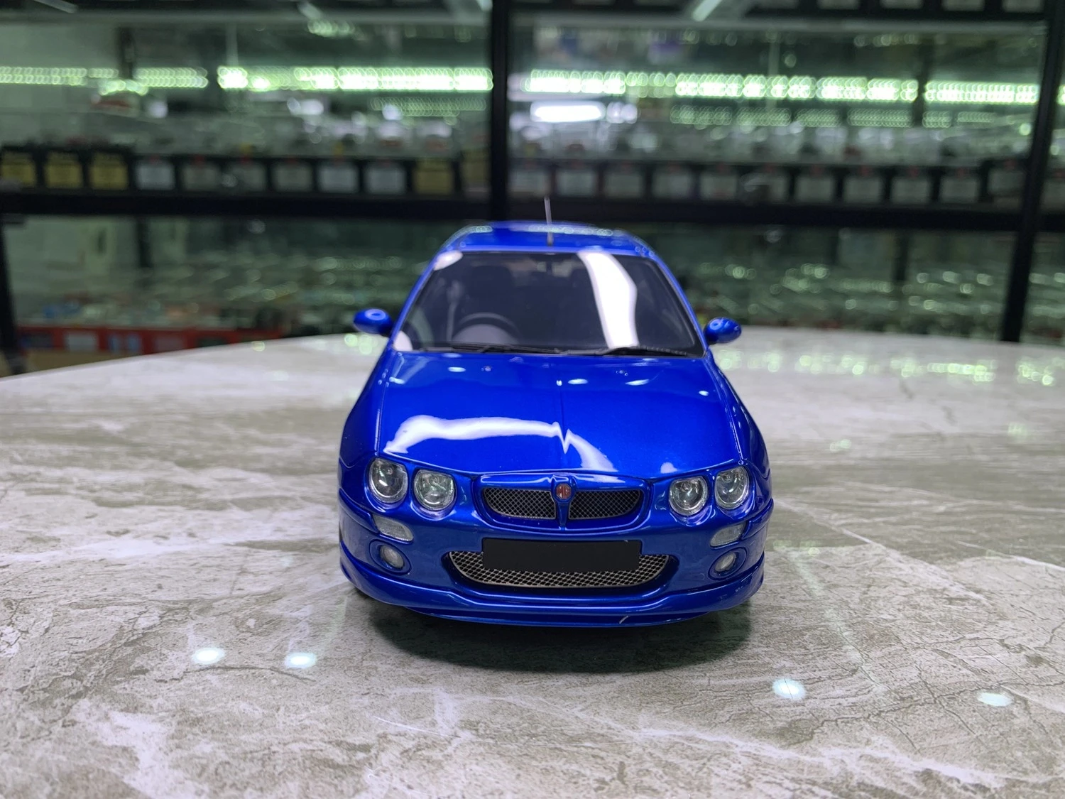 OTTO 1:18 160 ZR 2001 Blau Simulation Limited Edition Harz Metall Statisches Automodell Spielzeug Geschenk