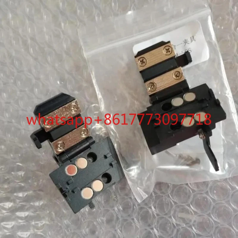 

Универсальный держатель 3-в-1 для сварочных аппаратов FSM-60S, 61S, 62S, 61C, 62C, 21S, 22S, 50S