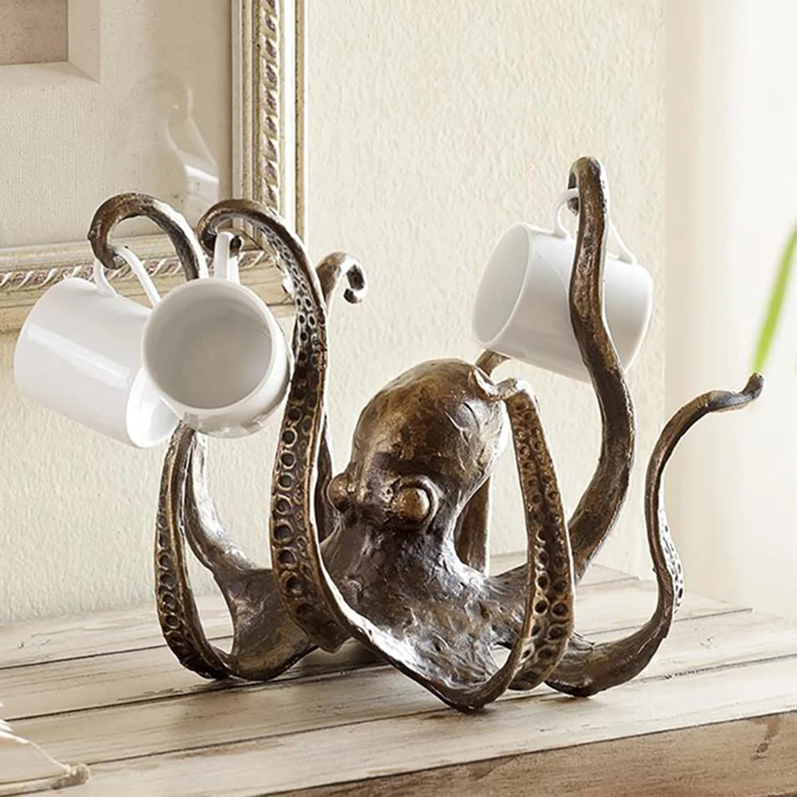 Creative Octopus Statue Resin Octopus Sculpture Crafts Cup Holder Pendant Tea Cup Holder Ornament Gift Home Office Ornament